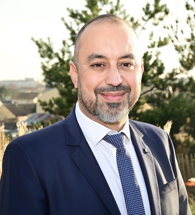 Portrait de Abdelaziz HAMIDA, Maire de Goussainville